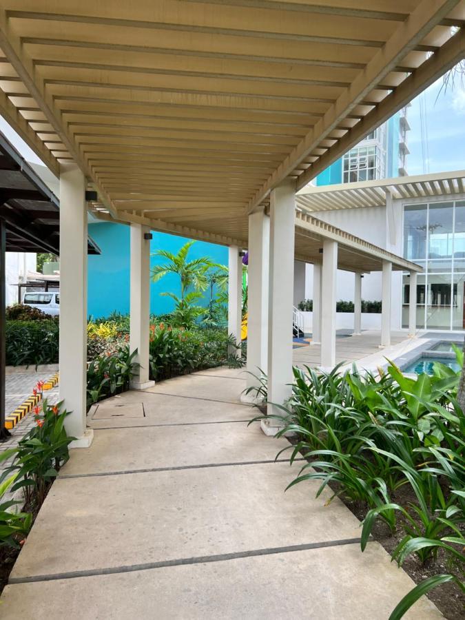 Lovely Studio Condominiums At Mesavirre Garden Residences Bacolod Eksteriør bilde
